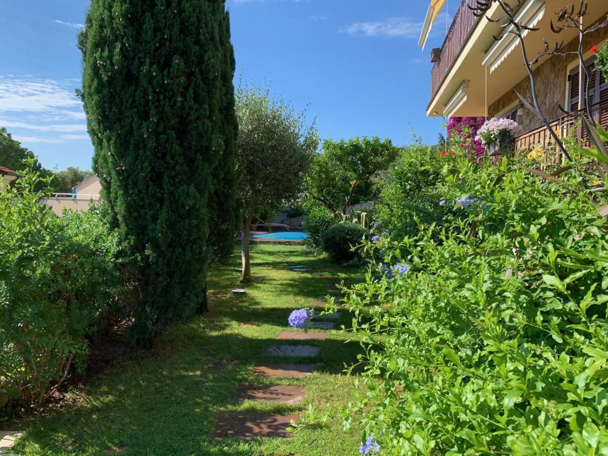 Villa Pineland Borghetto Santo Spirito Extérieur photo